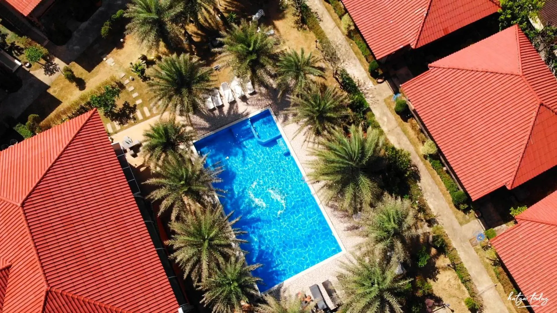 Отель Chomview Lanta Water Park Resort Ко-Ланта