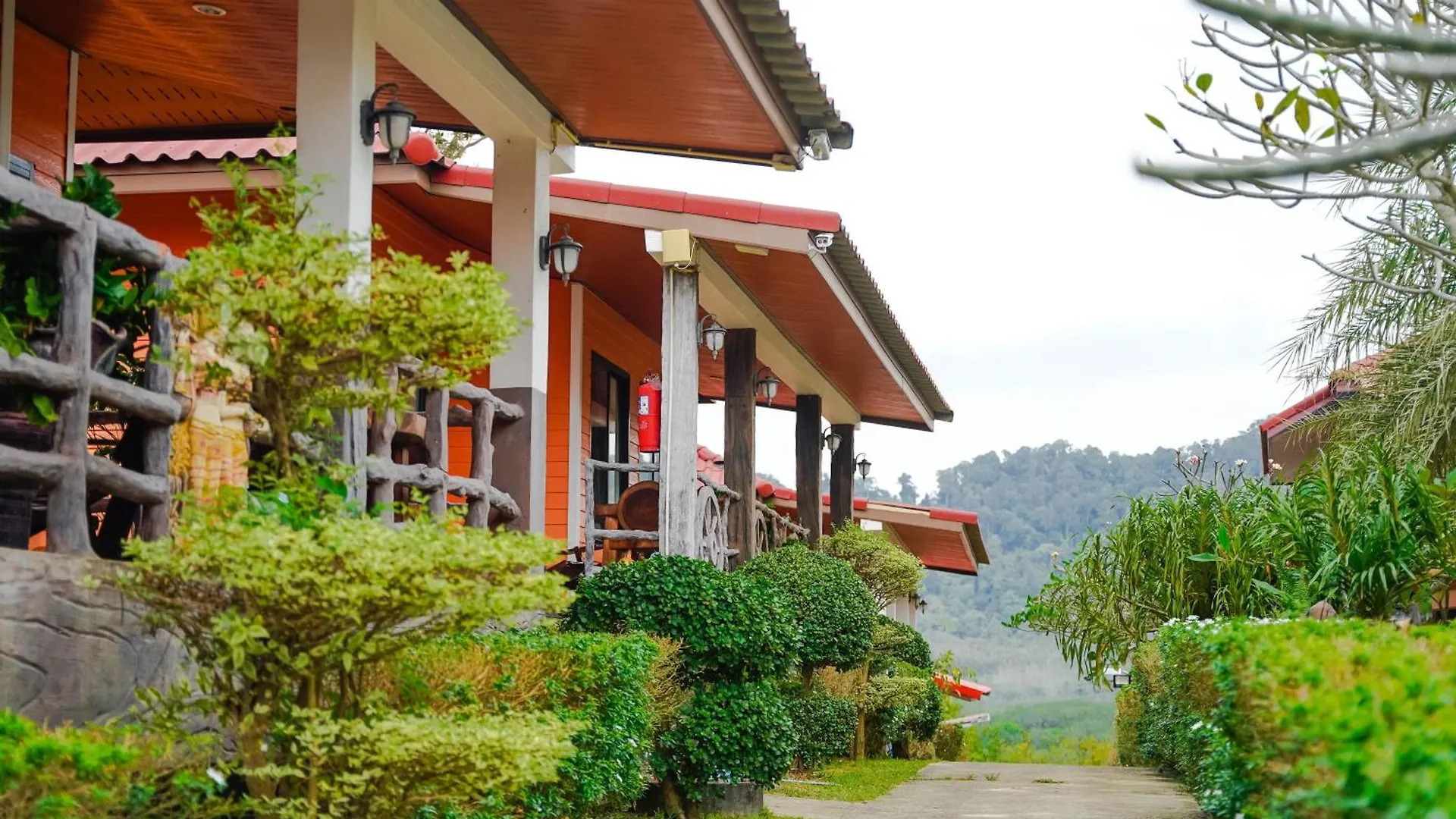 *** Hotel Chomview Lanta Water Park Resort Koh Lanta Thailand